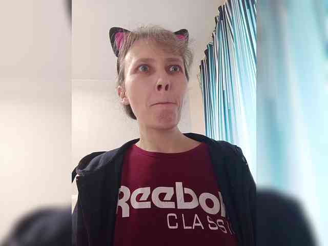 -Queen-Margo- webcam