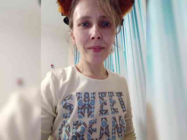 -queen-margo- Live Webcam on BongaCams