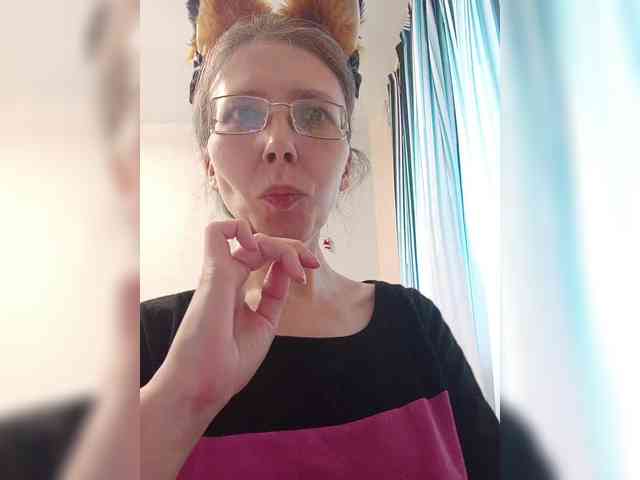 -Queen-Margo- webcam