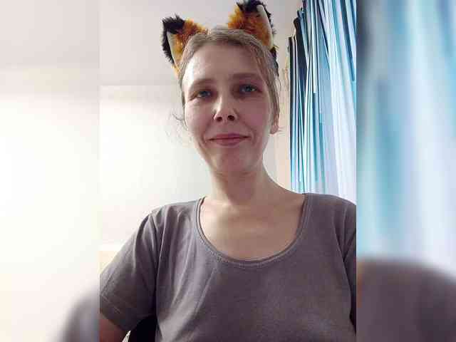 -Queen-Margo- webcam