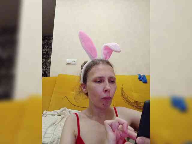 -Queen-Margo- webcam