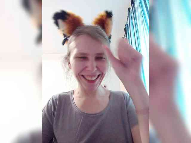 -Queen-Margo- webcam