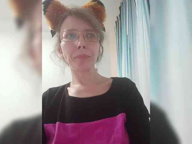 -Queen-Margo- webcam