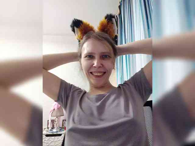 -Queen-Margo- webcam