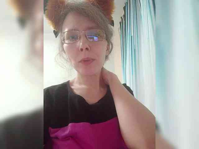 -Queen-Margo- webcam