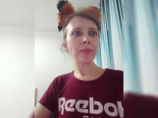 -Queen-Margo- webcam