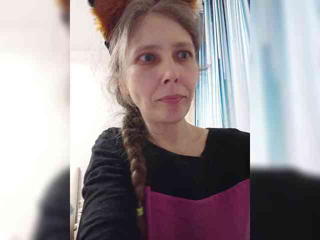 -Queen-Margo- webcam