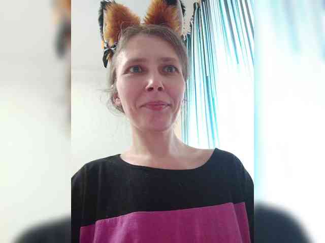 -Queen-Margo- webcam