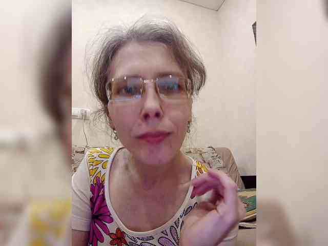 -Queen-Margo- webcam