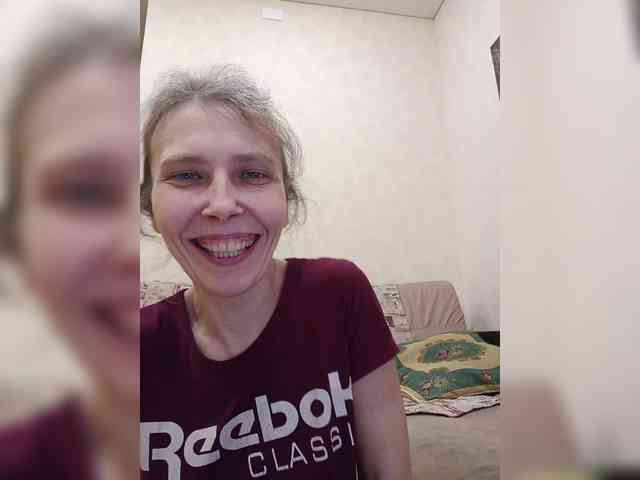 -Queen-Margo- webcam