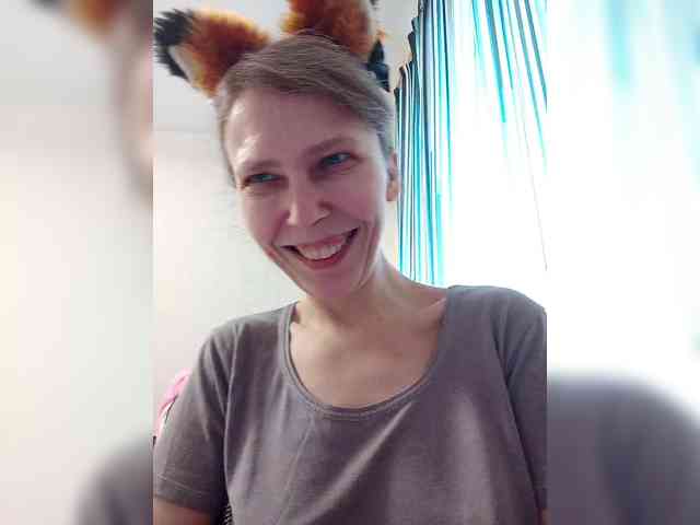 -Queen-Margo- webcam