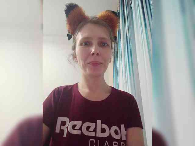 -Queen-Margo- webcam