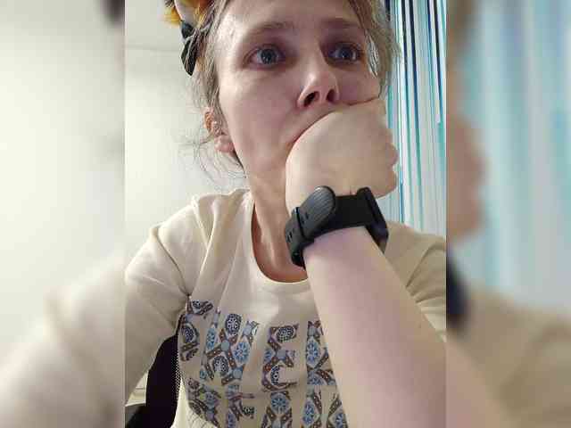 -Queen-Margo- webcam