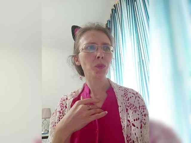 -Queen-Margo- webcam