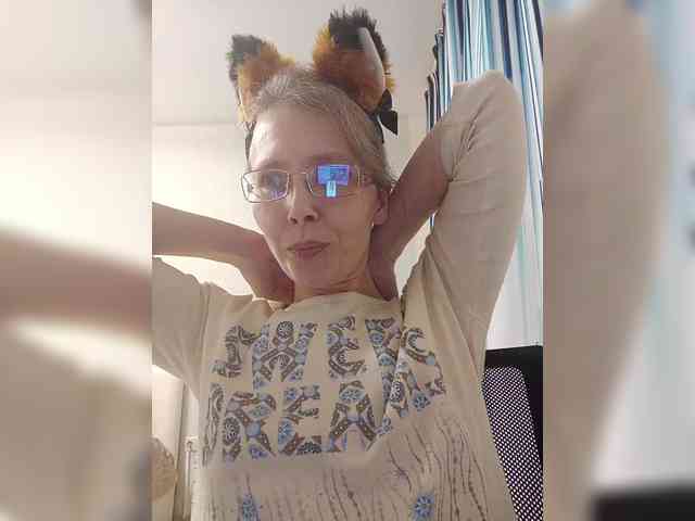 -Queen-Margo- webcam