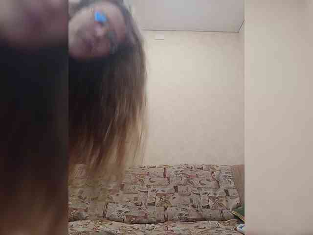 -Queen-Margo- webcam