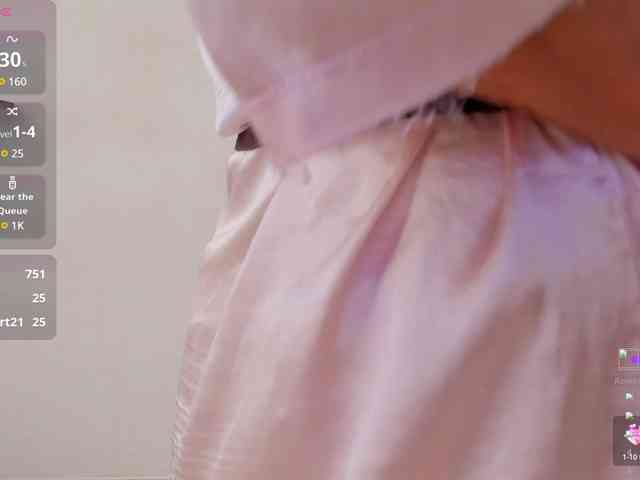 MatureBlonde webcam