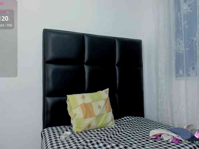 MatureBlonde webcam