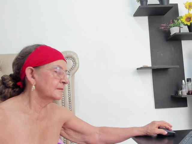 MatureBlonde Live Webcam on BongaCams