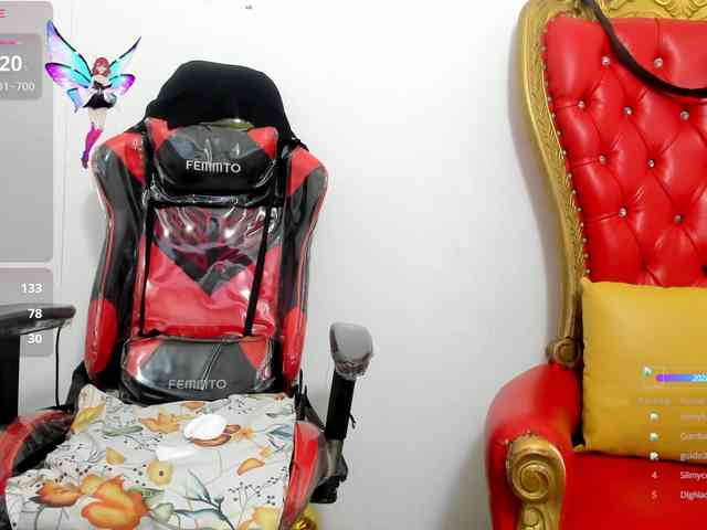 MatureBlonde webcam