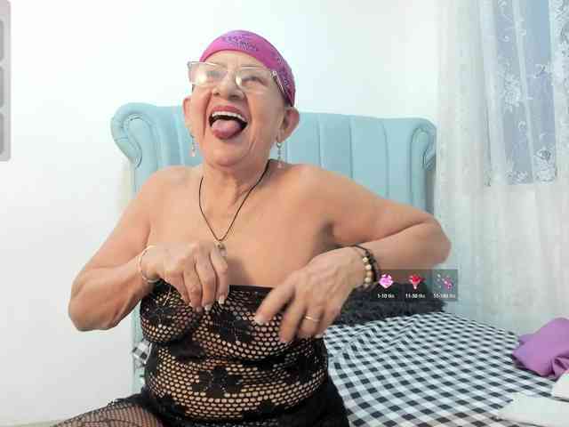 MatureBlonde MatureBlonde