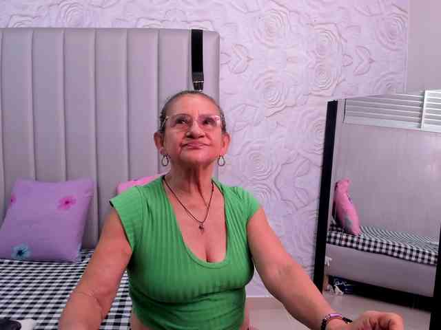 MatureBlonde MatureBlonde