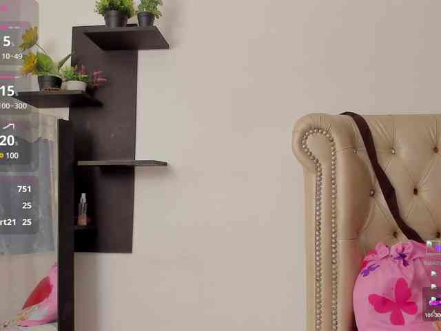 MatureBlonde webcam