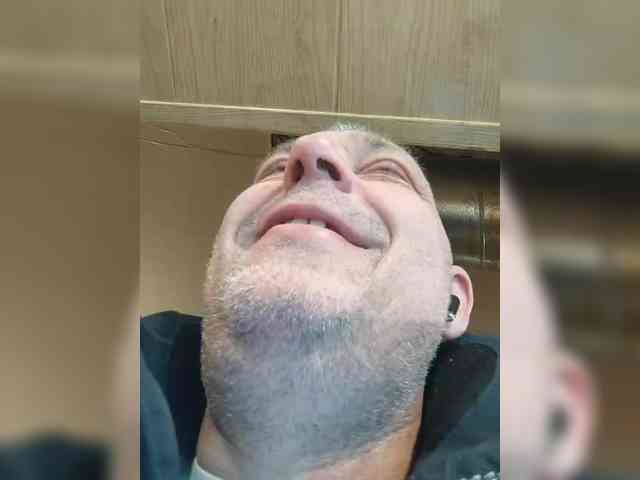 Aligator0453 Live Webcam on BongaCams