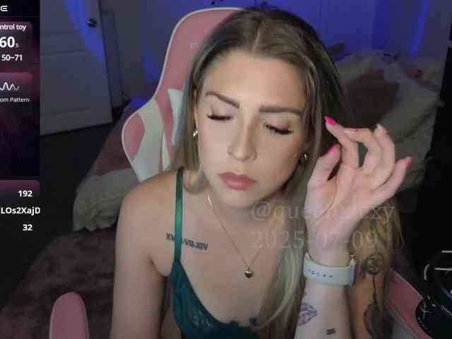 Модель: queenxlexy