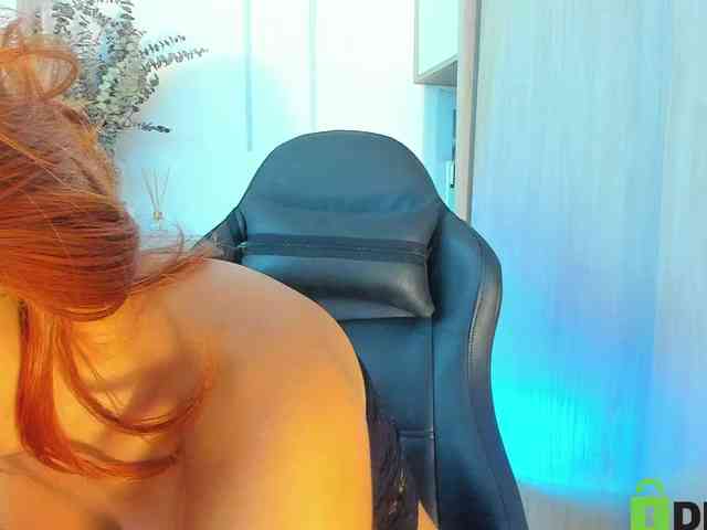 nude web chat ScarlettSugar