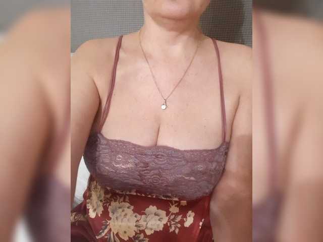 SexiestJess45's BongaCams show and profile