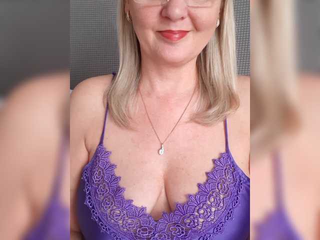 SexiestJess45's BongaCams show and profile
