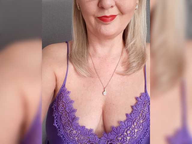 SexiestJess45's BongaCams show and profile