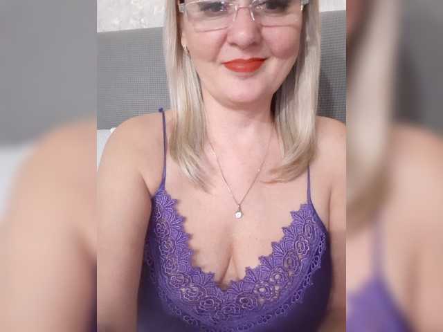 SexiestJess45's BongaCams show and profile