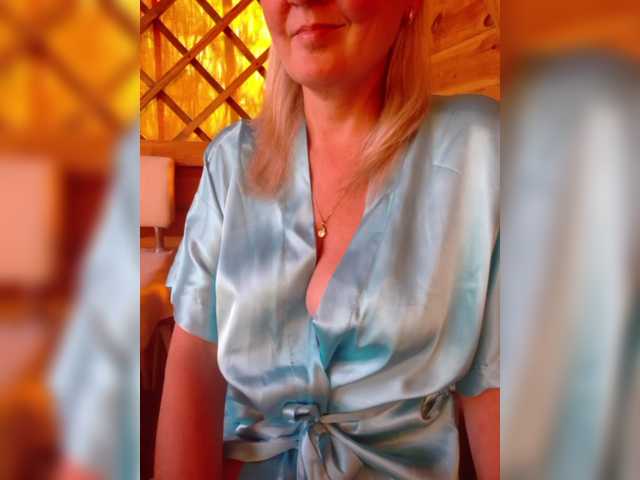  SexiestJess45 chat room