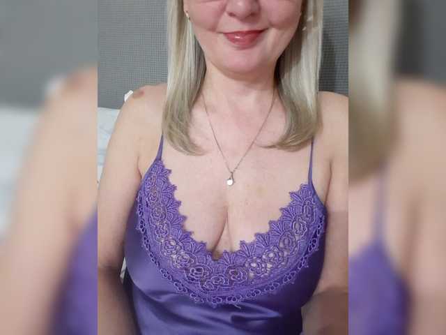 SexiestJess45's BongaCams show and profile