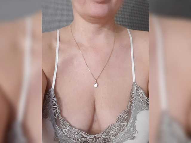 SexiestJess45's BongaCams show and profile