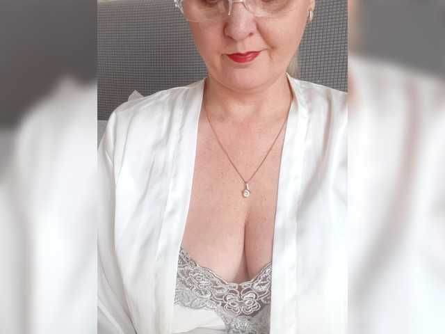 SexiestJess45's BongaCams show and profile