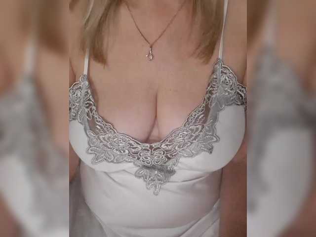  SexiestJess45 chat room