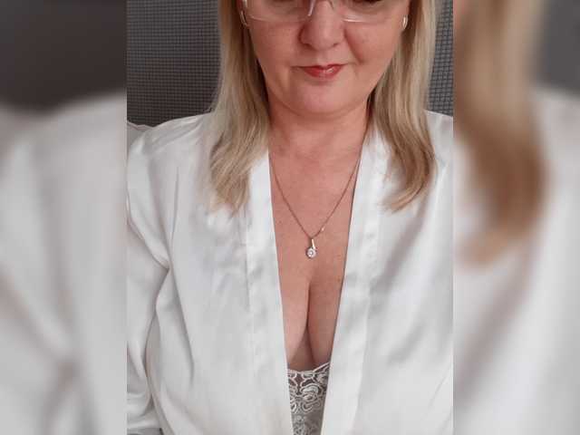 SexiestJess45's BongaCams show and profile