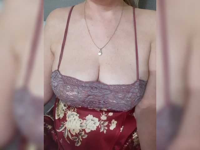 SexiestJess45's BongaCams show and profile