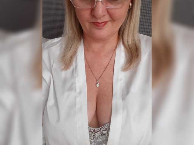 SexiestJess45's BongaCams show and profile