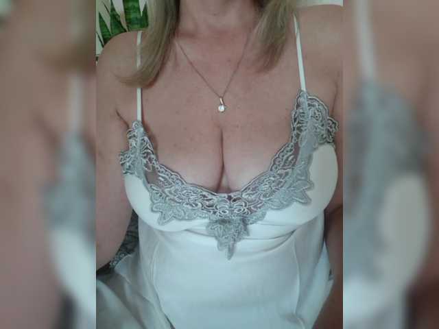  SexiestJess45 chat room