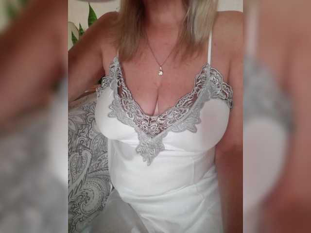  SexiestJess45 chat room