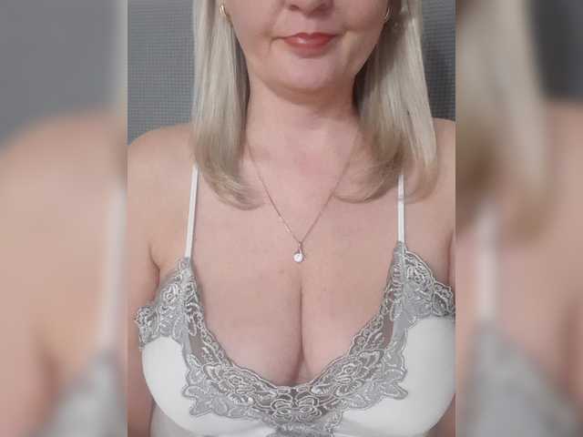 SexiestJess45's BongaCams show and profile