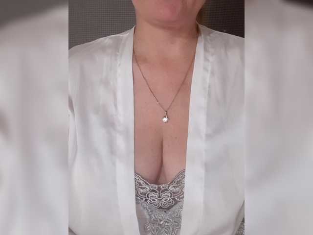 SexiestJess45's BongaCams show and profile