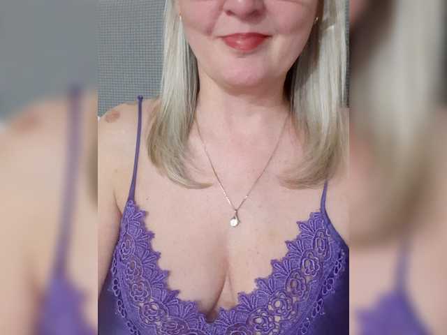 SexiestJess45's BongaCams show and profile