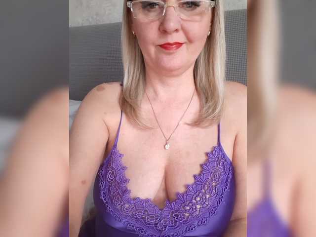 SexiestJess45's BongaCams show and profile