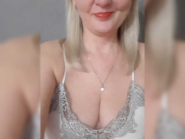 SexiestJess45's BongaCams show and profile