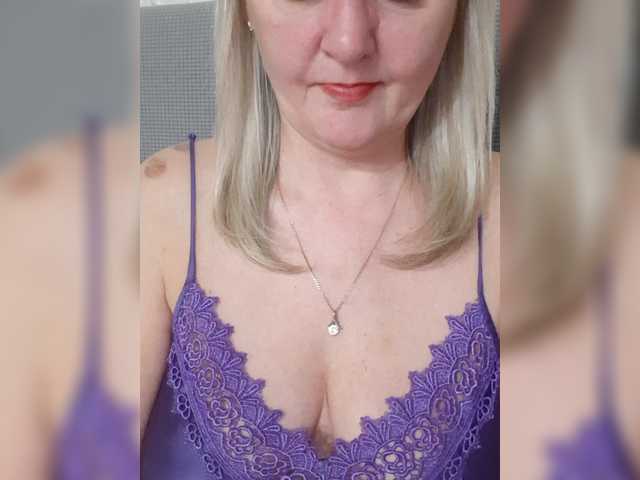 SexiestJess45's BongaCams show and profile